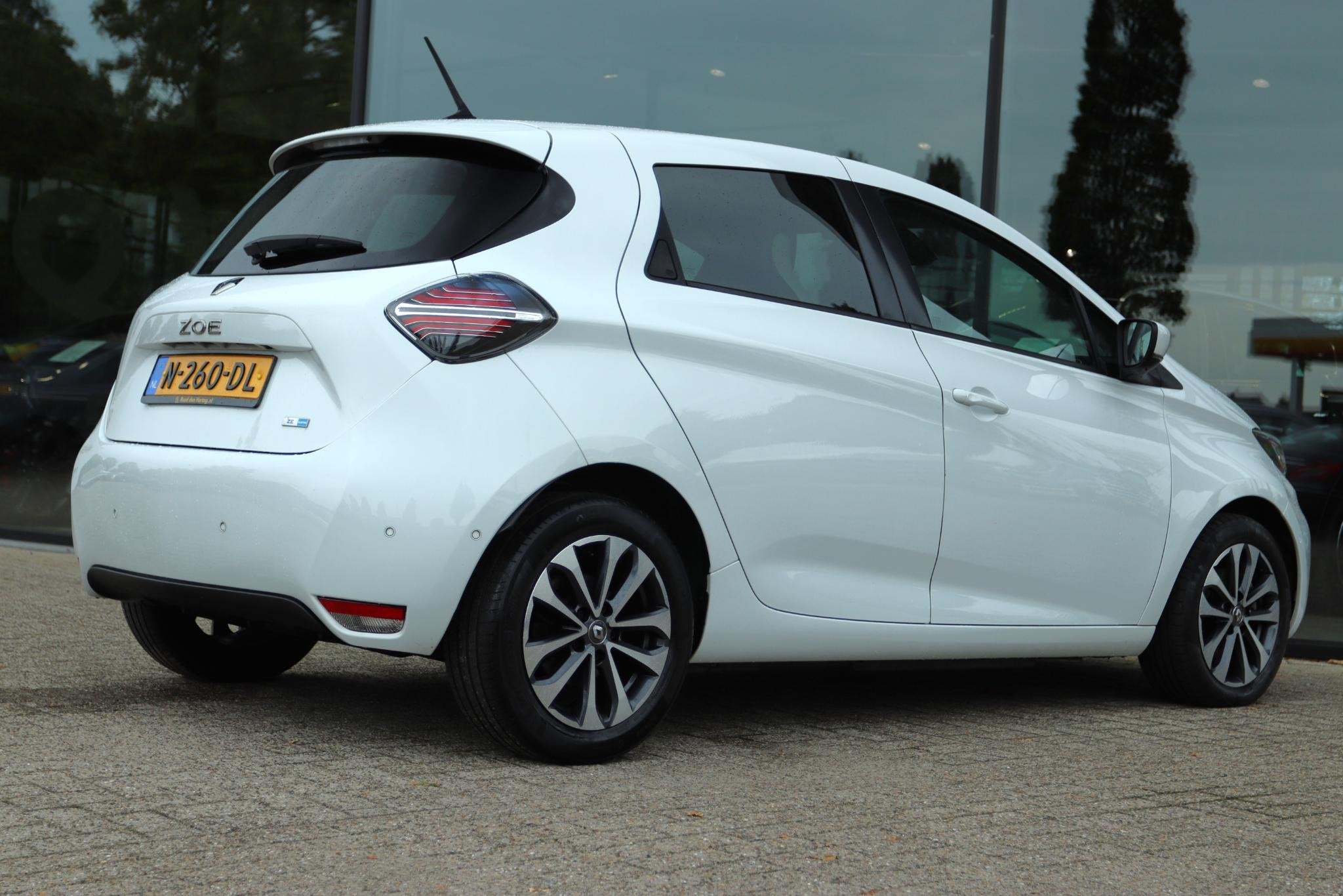 RENAULT ZOE R135 INTENS 52 KWH SOH 93% | KOOPACCU | CARPLAY, 136 pk, Gebruikt, Wit, Origineel Nederlands
