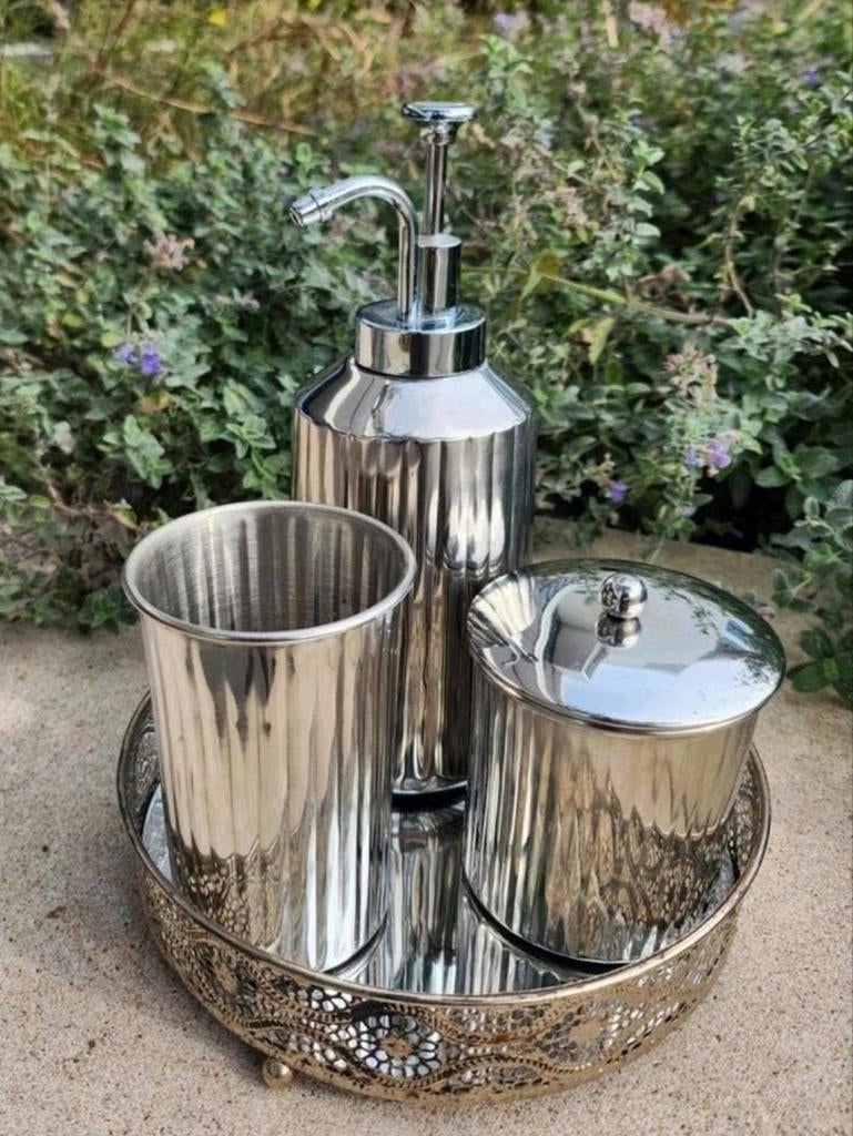 Luxe Zilveren Badkamer Set, Ophalen of Verzenden