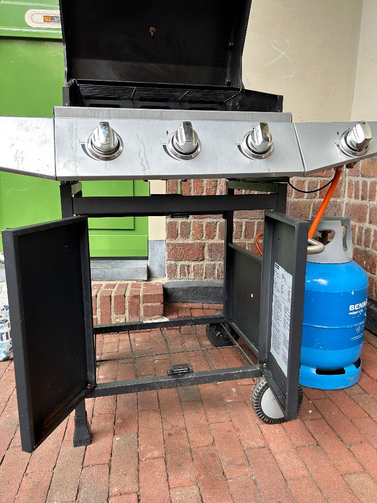 Boston gas barbeque, Ophalen, Gebruikt