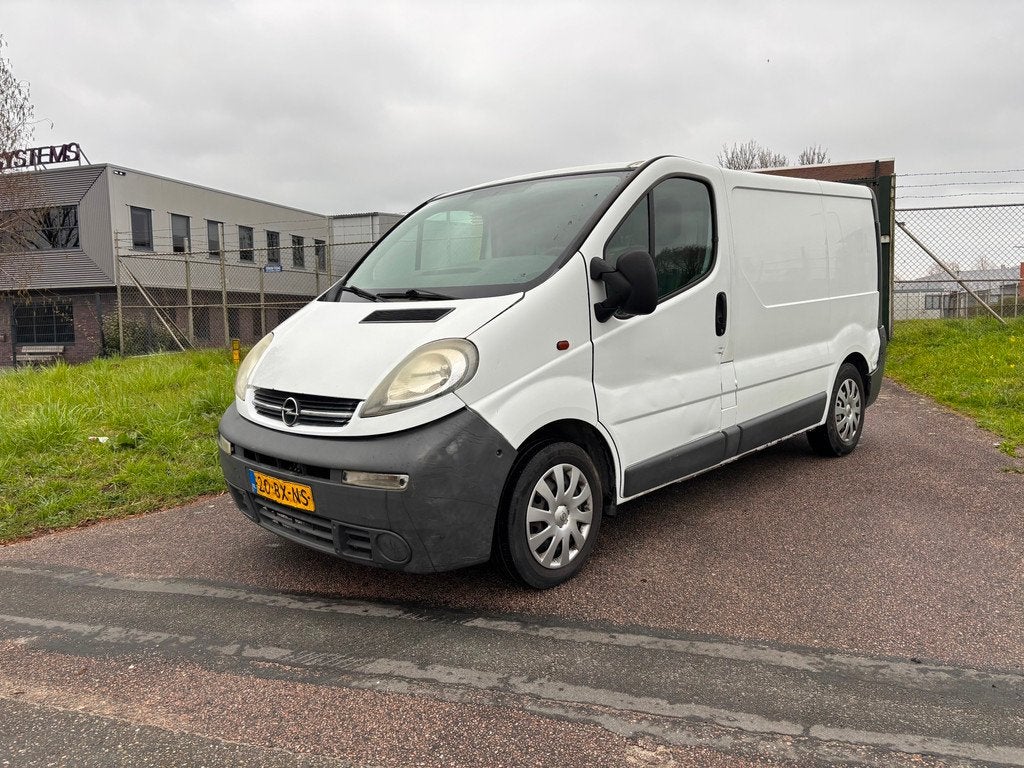 Opel Vivaro 1.9 CDTI L1H1DC Comfort Airco! Nap!, Voorwielaandrijving, Gebruikt, 4 cilinders, Wit