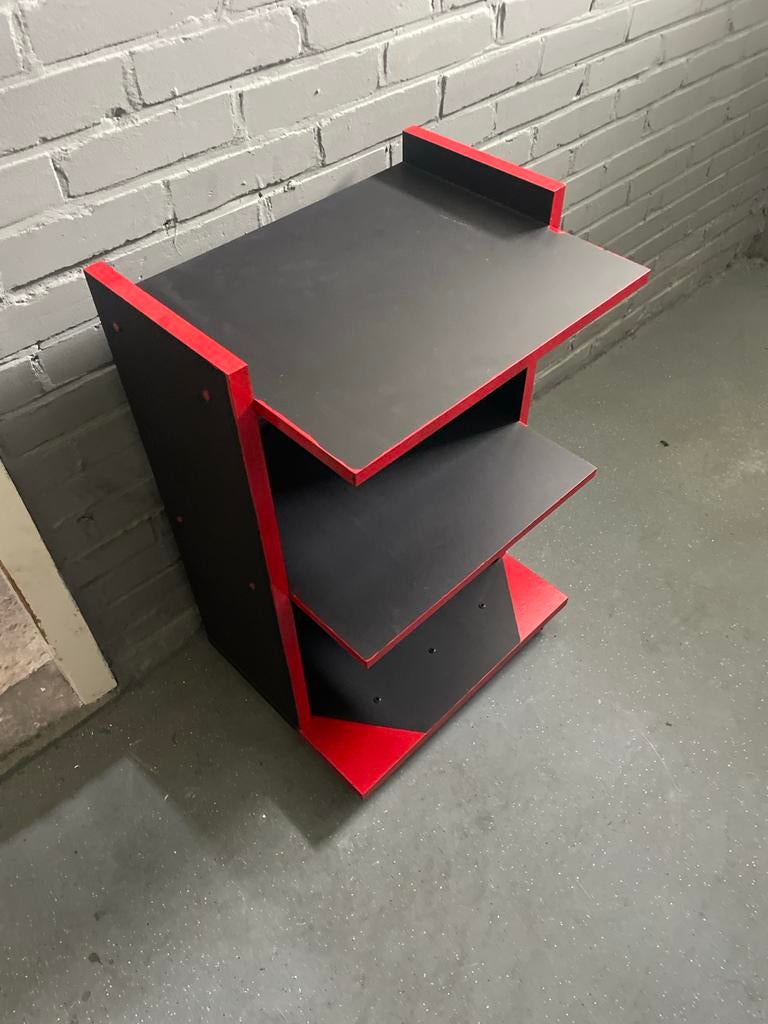 Zwart met rood kastje met 3 planken, ideaal voor bv platen, Huis en Inrichting, Kasten | Overige, Ophalen of Verzenden, Gebruikt