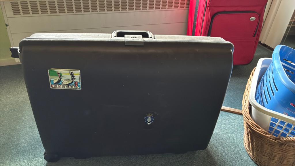 Gratis op te halen, Ophalen, Gebruikt, Hard kunststof, 70 cm of meer