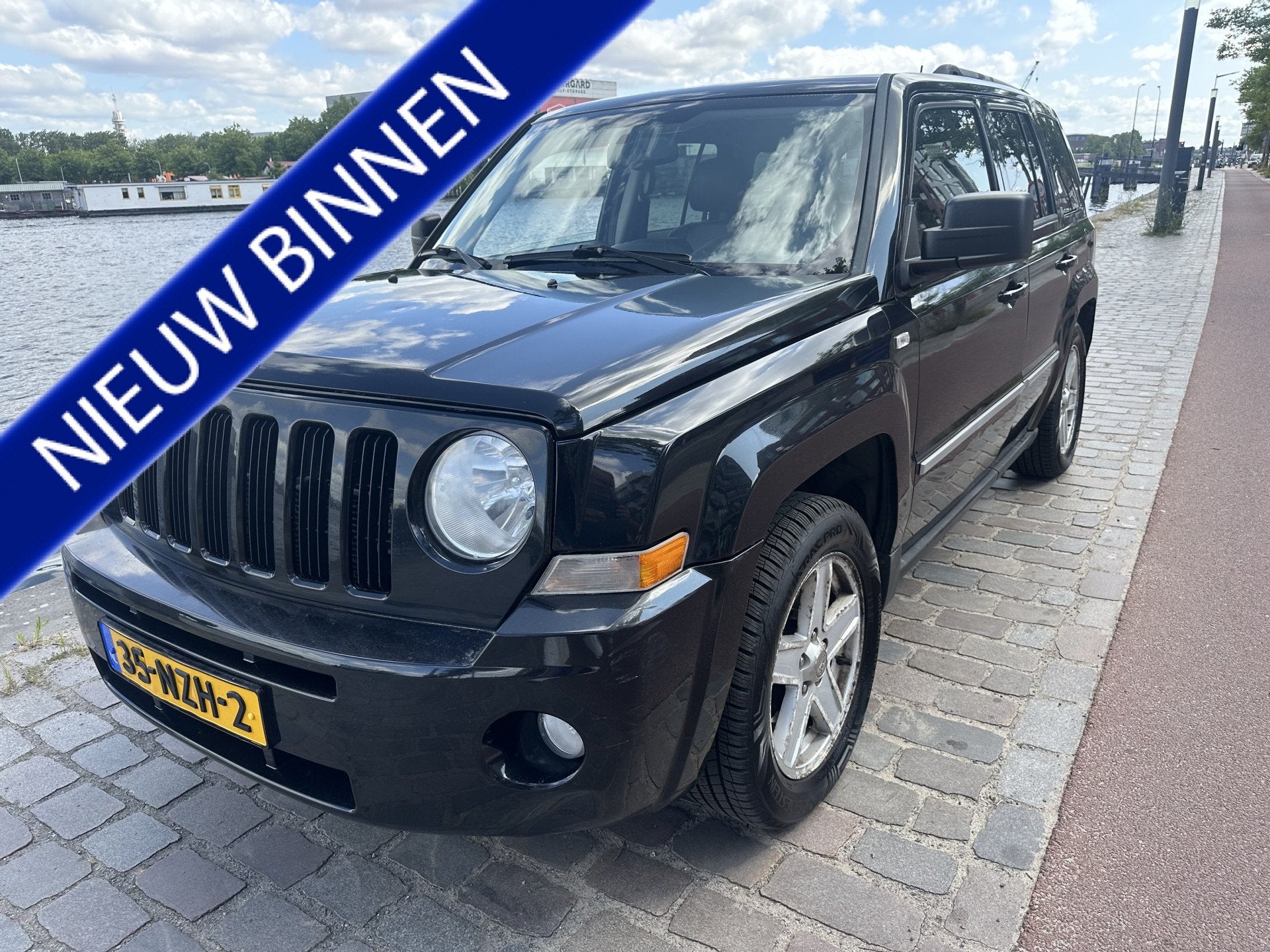 Jeep Patriot 2.4 Limited Liberty automaat airco/ecc apk 2-20, Auto's, Automaat, Euro 5, 450 kg, Gebruikt