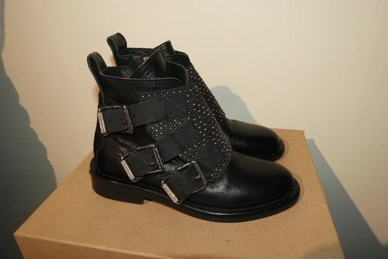 Zadig & Voltaire laarsjes studs gespen zwart leer Nieuw 36, Zadig & Voltaire, Verzenden, Zwart, Lage of Enkellaarzen