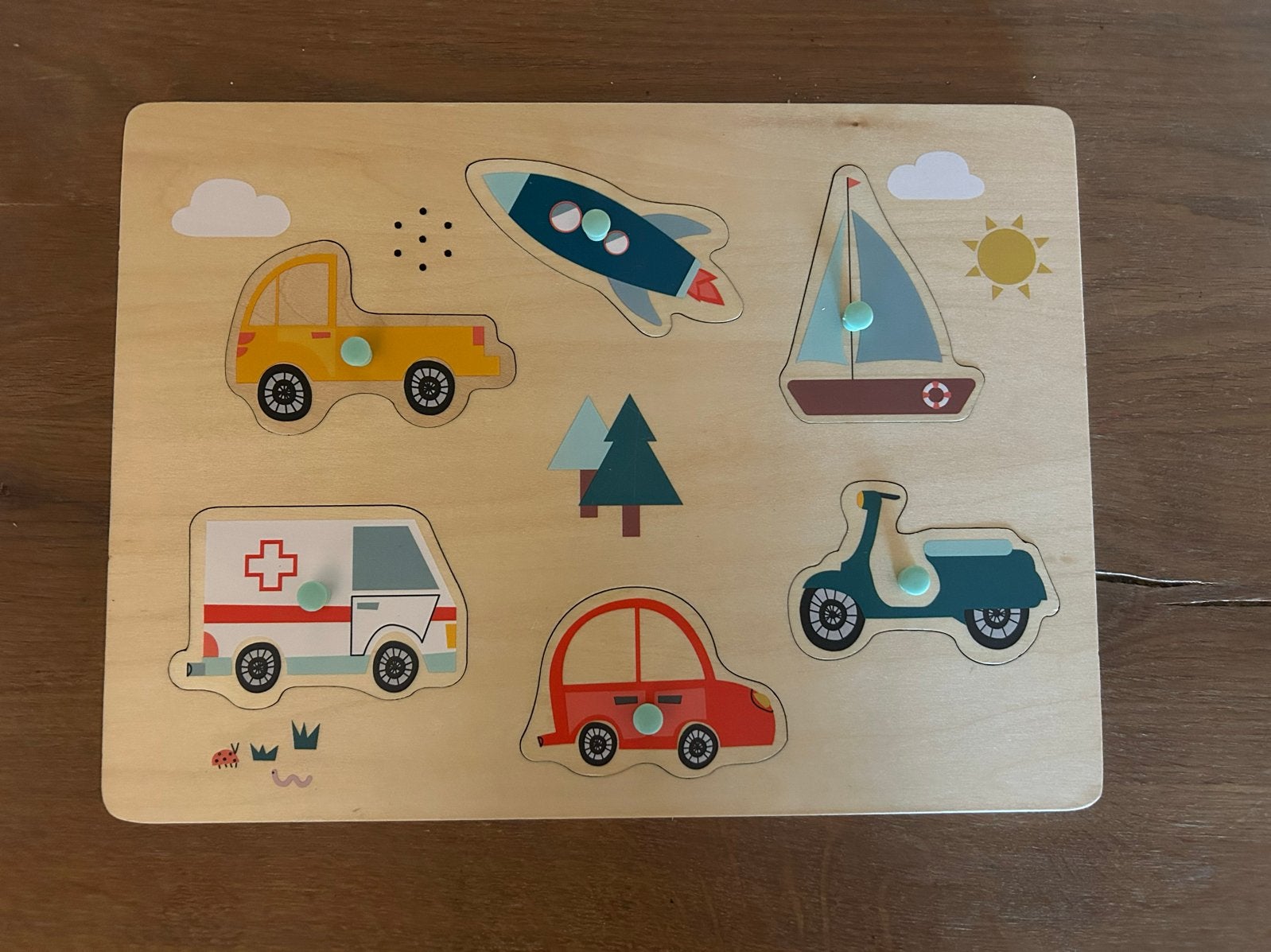 Houten voertuigen puzzel met geluid, Ophalen, 2 tot 4 jaar, Zo goed als nieuw, Van hout