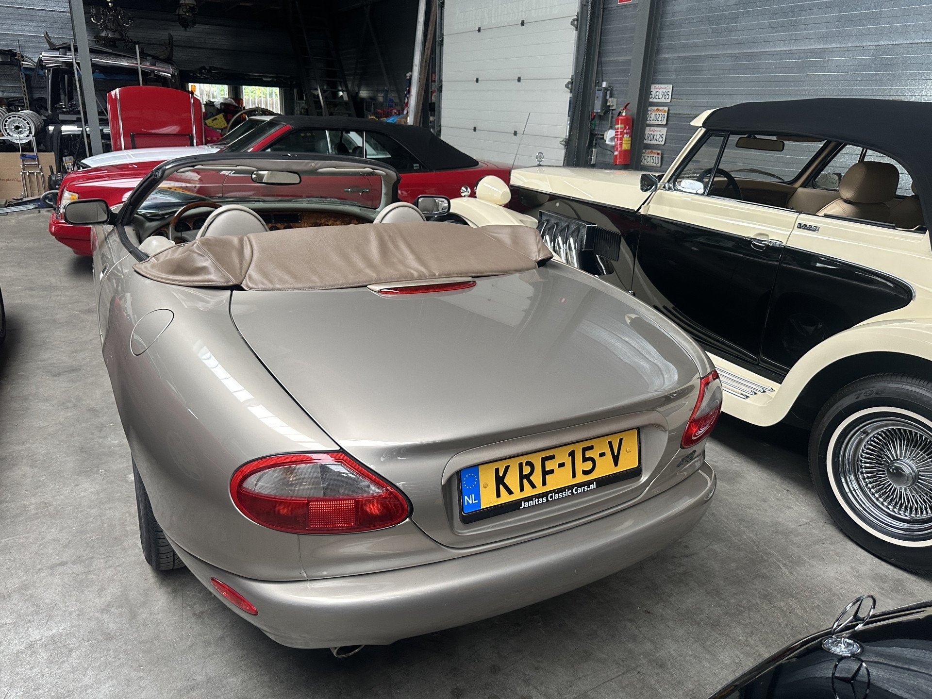 Jaguar XK8 4.0 V8 Convertible (bj 1997, automaat), foto 12