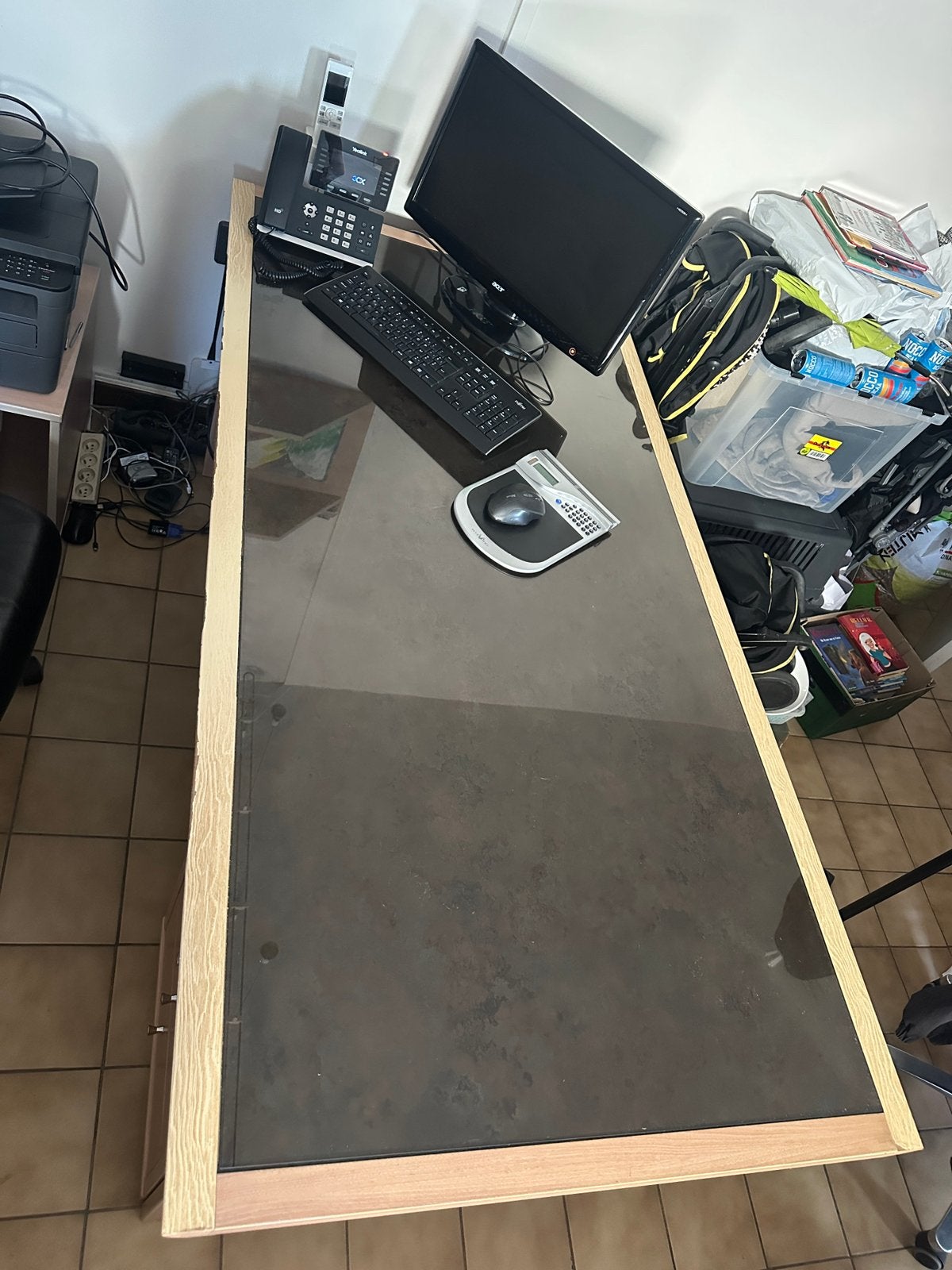 Bureau 180x90 cm Hoogte is 75 cm, Ophalen, Gebruikt