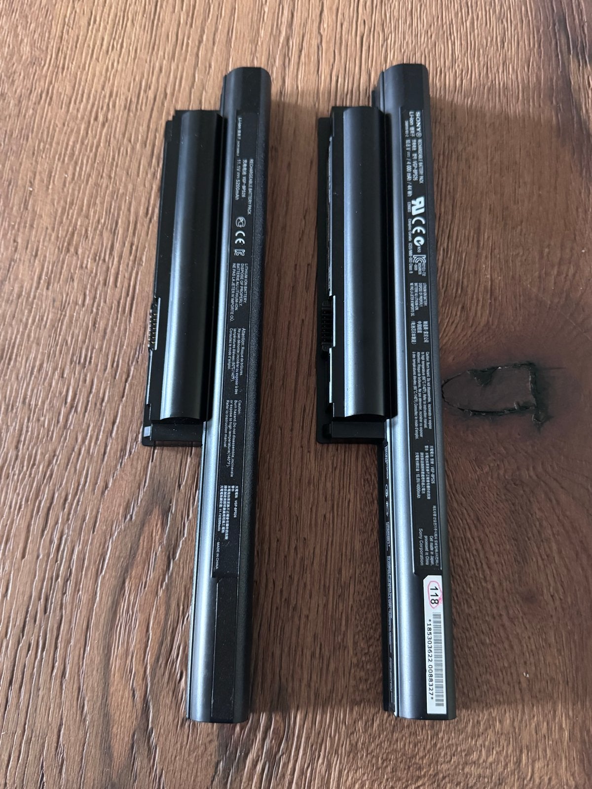 2x Accu Sony Vaio - Laptop Batterijen + lader, Ophalen, Gebruikt