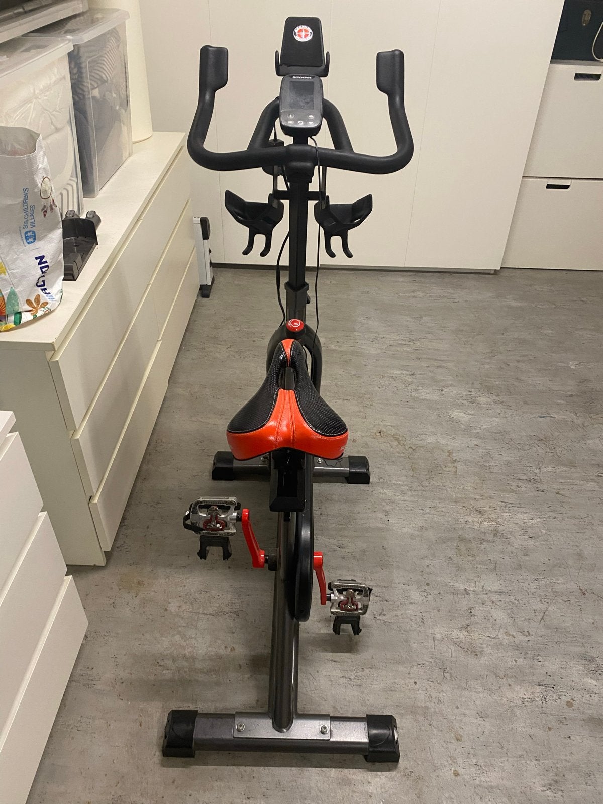 Schwinn IC8 Spinningfiets - Perfecte staat, werkt perfect!, Sport en Fitness, Ophalen, Spinningfiets, Zo goed als nieuw, Metaal