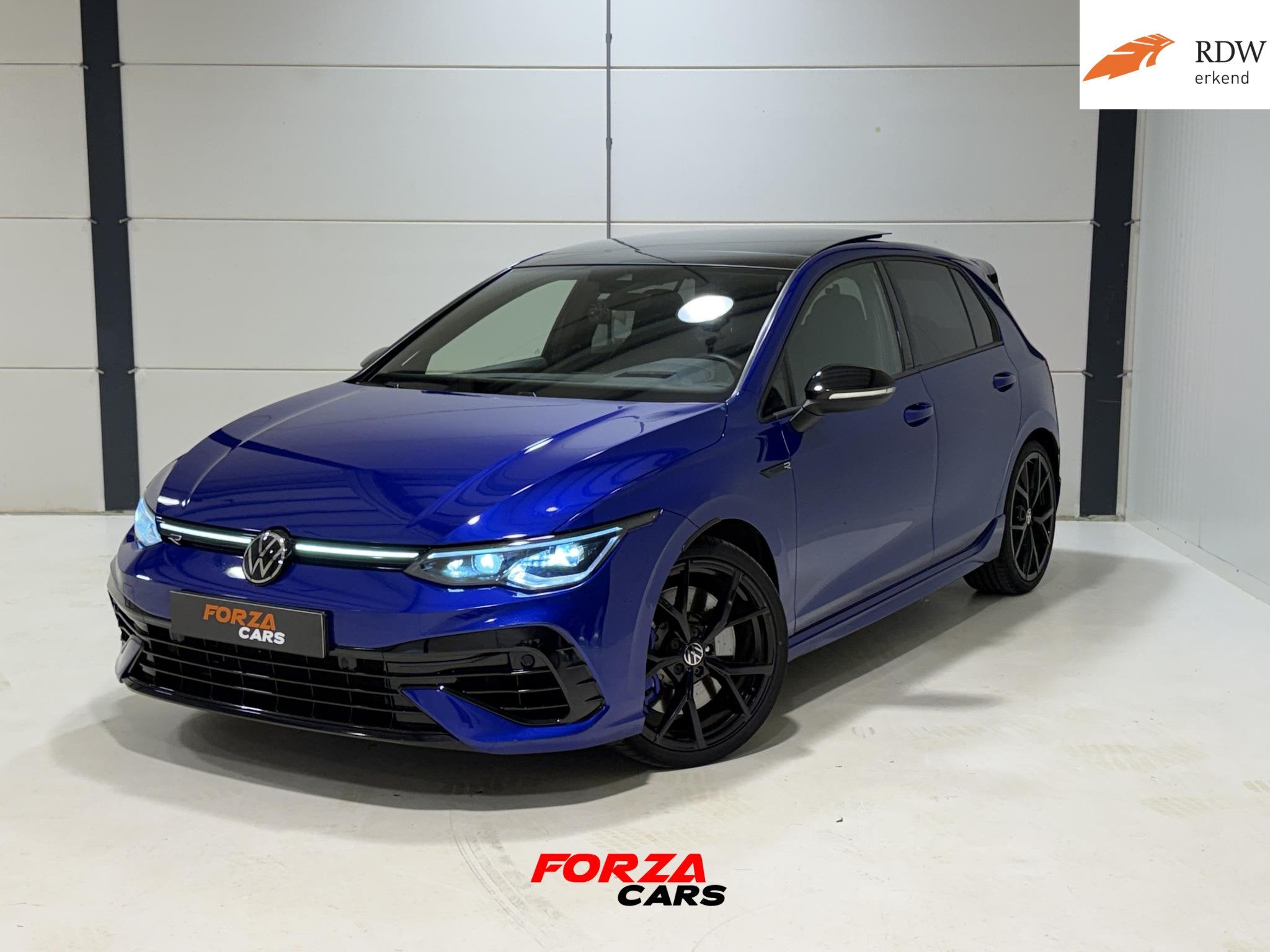 Volkswagen Golf 2.0 TSI R 4Motion PANO | IQ | AKRA | VOL, Gebruikt, Euro 6, 4 cilinders, 1984 cc