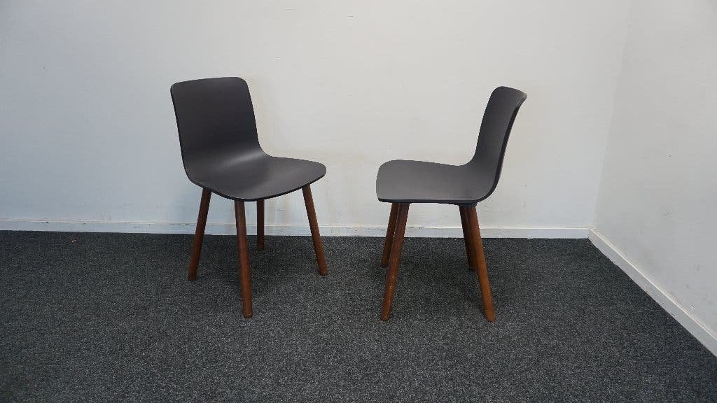 Vitra Hal Wood Stoel | Design stoelen | Eetkamerstoelen, Hout, Gebruikt, -, Zwart