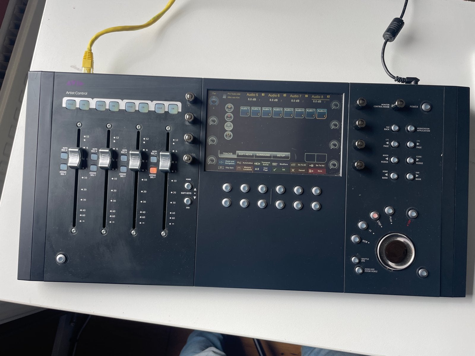 Avid Artist Control, Ophalen of Verzenden, Gebruikt, Minder dan 5 kanalen