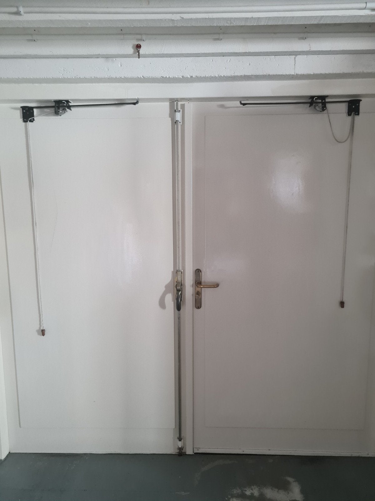 Hardhouten Garagedeur - Robuust en Duurzaam, Ophalen, Gebruikt, Garagedeur, Hout