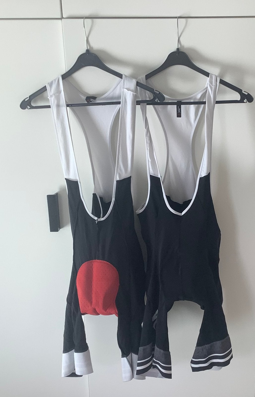 Twee specialized bibshorts, Maat 52/54 (L), Zwart, Ophalen of Verzenden, Zo goed als nieuw