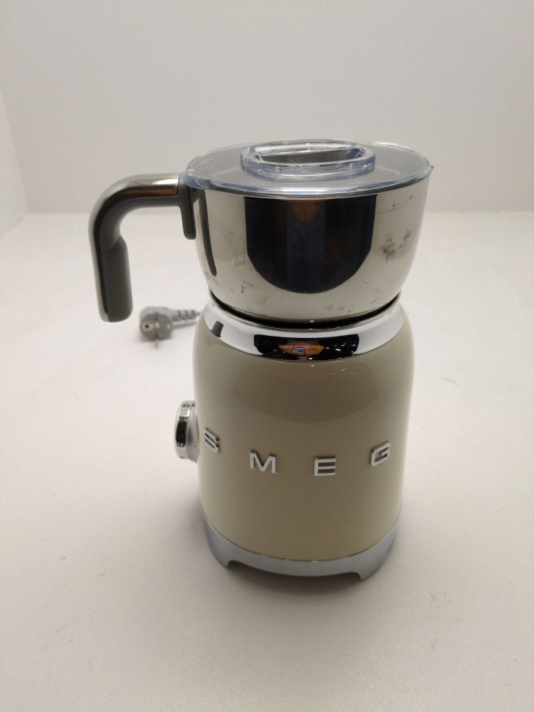 SMEG melkopschuimer MFF11 creme - Retourdeal, Info@mystore.nl, Elektrische melkopschuimer, Bruggestraat 18, Zo goed als nieuw