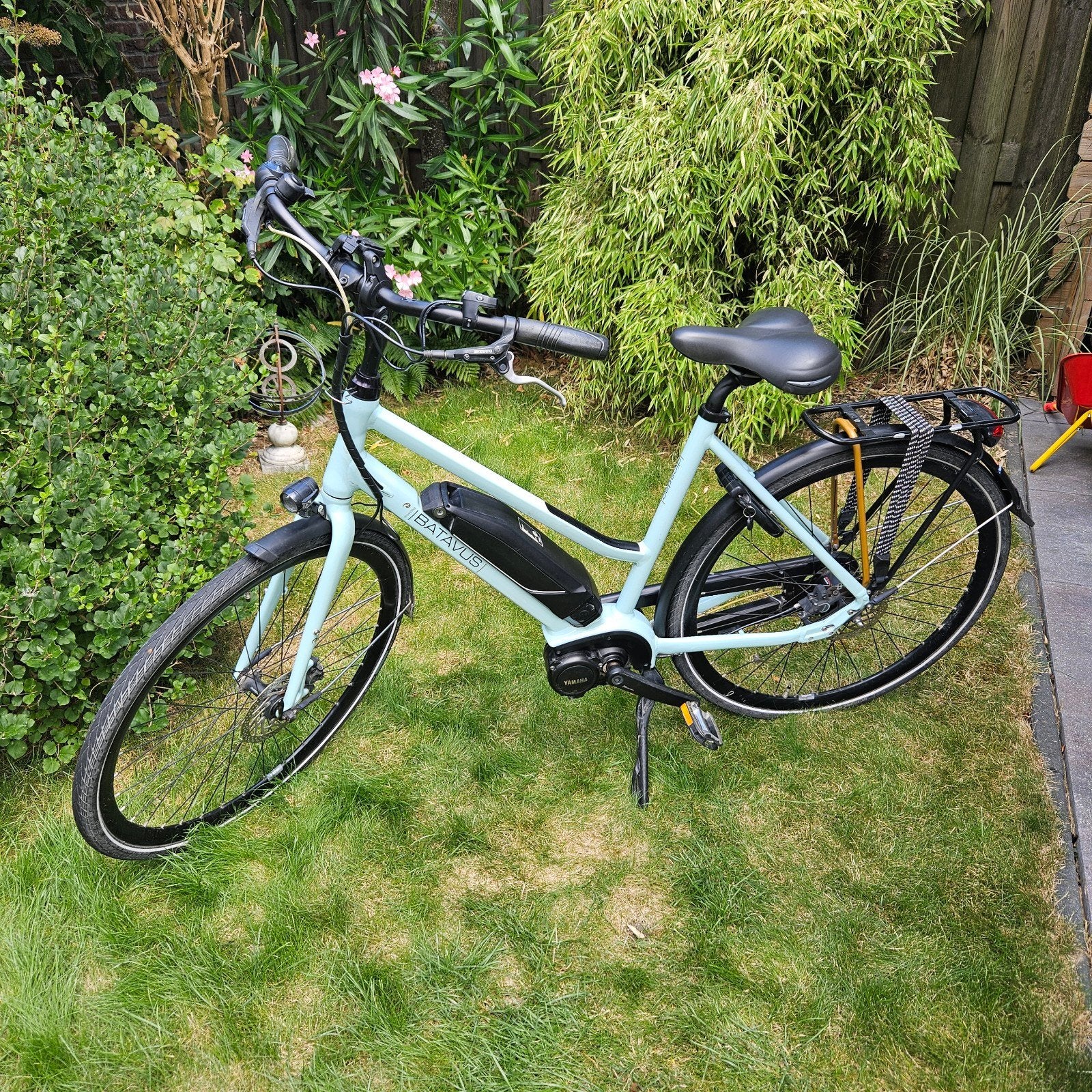 Bataven E bike Dinsdag 2018 in perfecte staat, Ophalen, Batavus, Zo goed als nieuw, 51 tot 55 cm