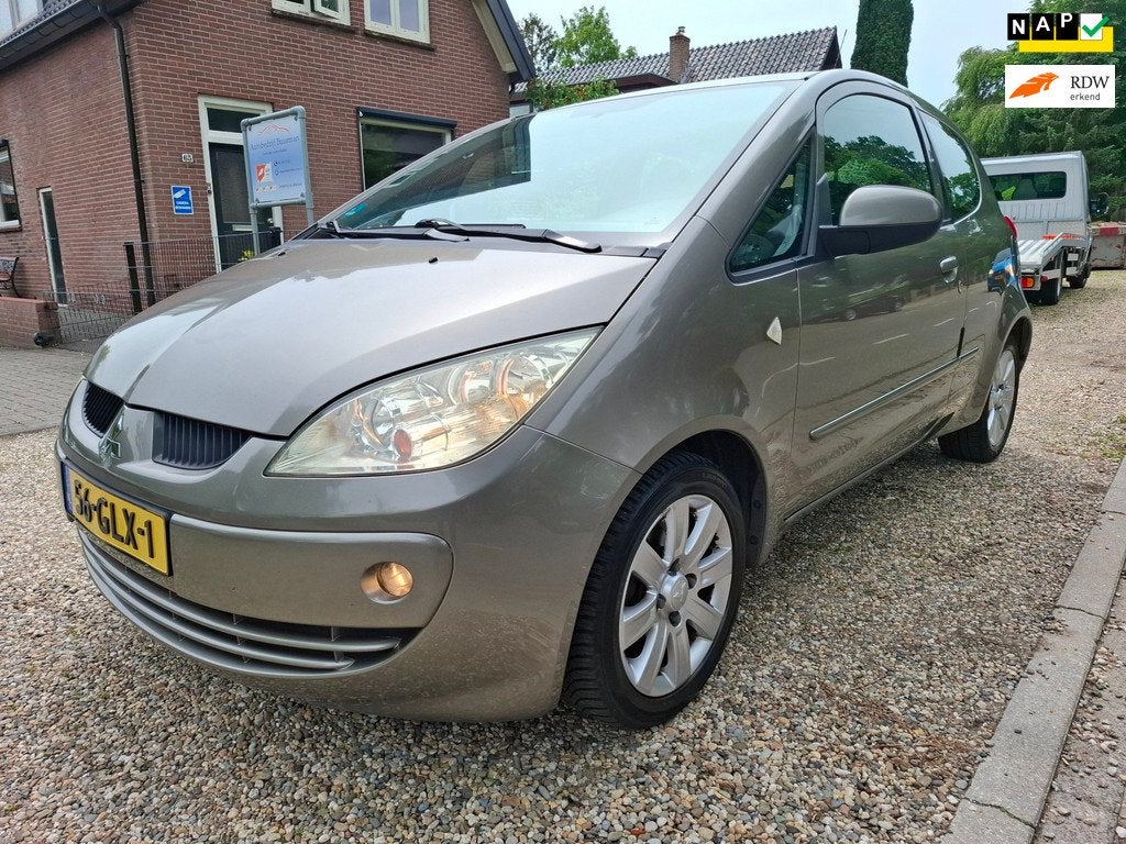 Mitsubishi Colt 1.3 Invite automaat nwe APK airco nette auto, Gebruikt, Colt, Origineel Nederlands, Bedrijf