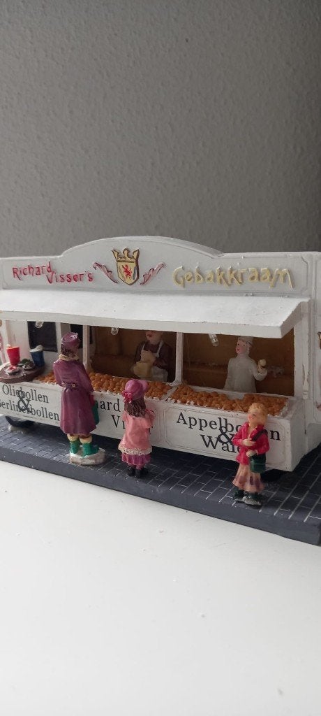 Lemax Richard's gebak en olliebollen kraam, Diversen, Kerst, Ophalen of Verzenden, Gebruikt