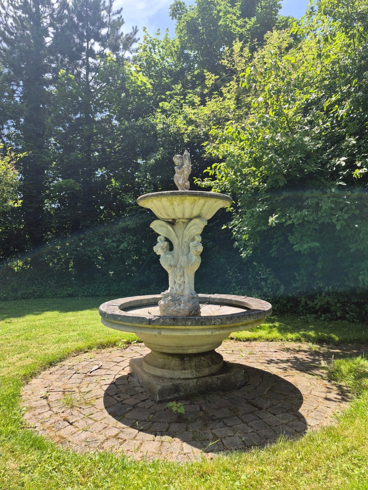 Fontein ornament 190cm x 140 cm, Ophalen, Beton, Fontein