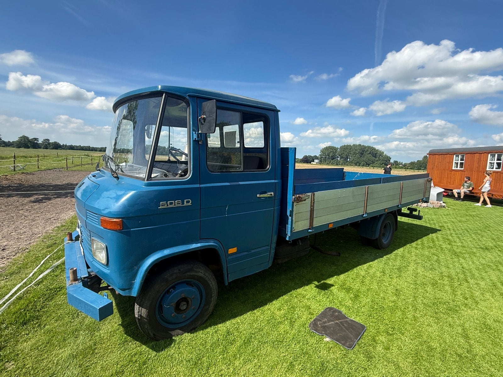 mercedes 508 open laadbak wegbel vrij en apk vrij, Ophalen of Verzenden, Zo goed als nieuw, Carnaval