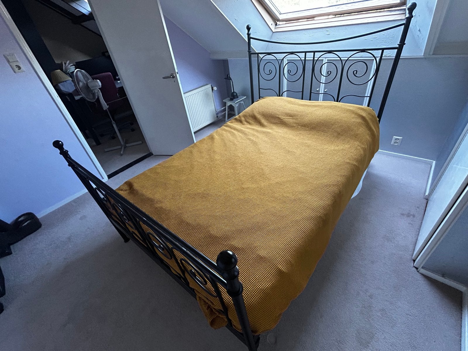 Metalen prinsessenbed, twijfelaar, zwart, Huis en Inrichting, Ophalen, Zwart, 140 cm, Zo goed als nieuw