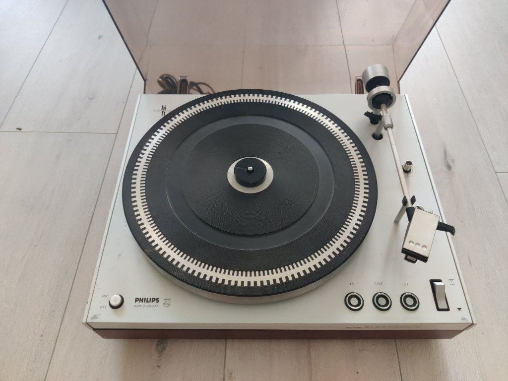 Philips 212 platenspeler in goede staat, Audio, Tv en Foto, Platenspelers, Ophalen of Verzenden, Gebruikt, Overige merken