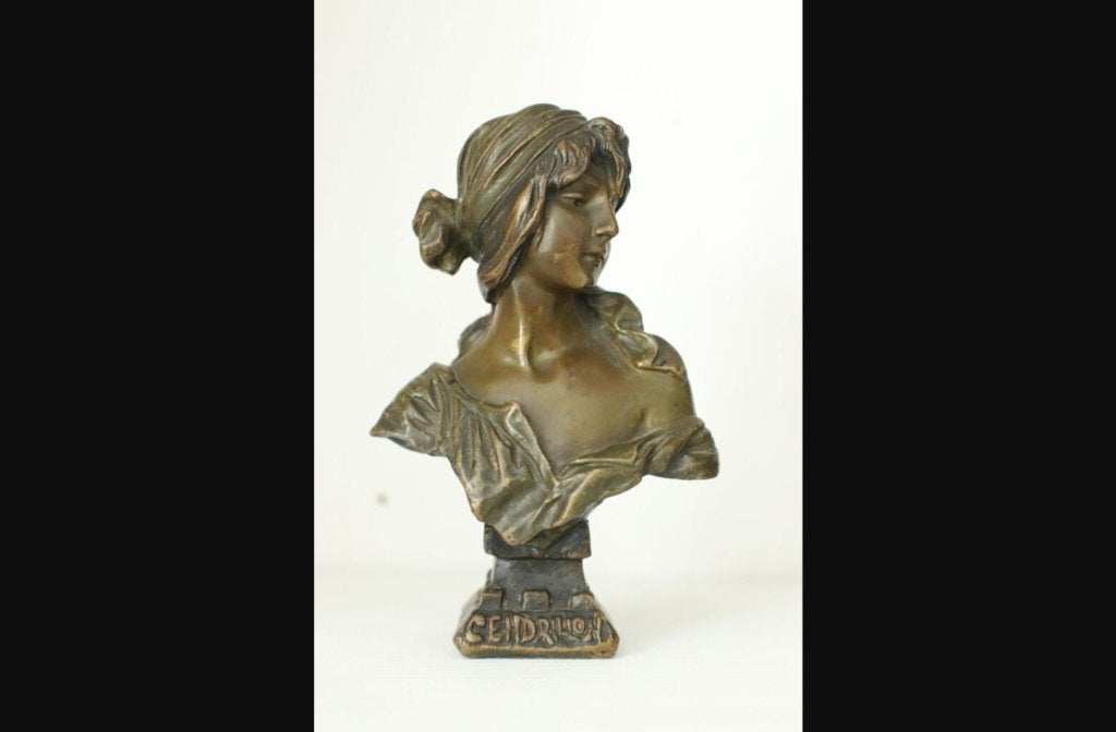 Franse Art Nouveau bronzen buste 'Cendrillon' Villanis, Ophalen, Gemerkt, Brons, Bruin