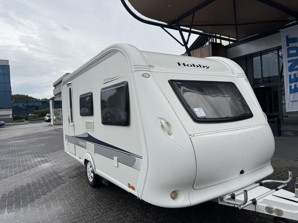 Hobby De Luxe 440 SF 2012 MOVER + LUIFEL!!!, Caravans en Kamperen, Hobby, Dwarsbed, Bedrijf, Treinzit
