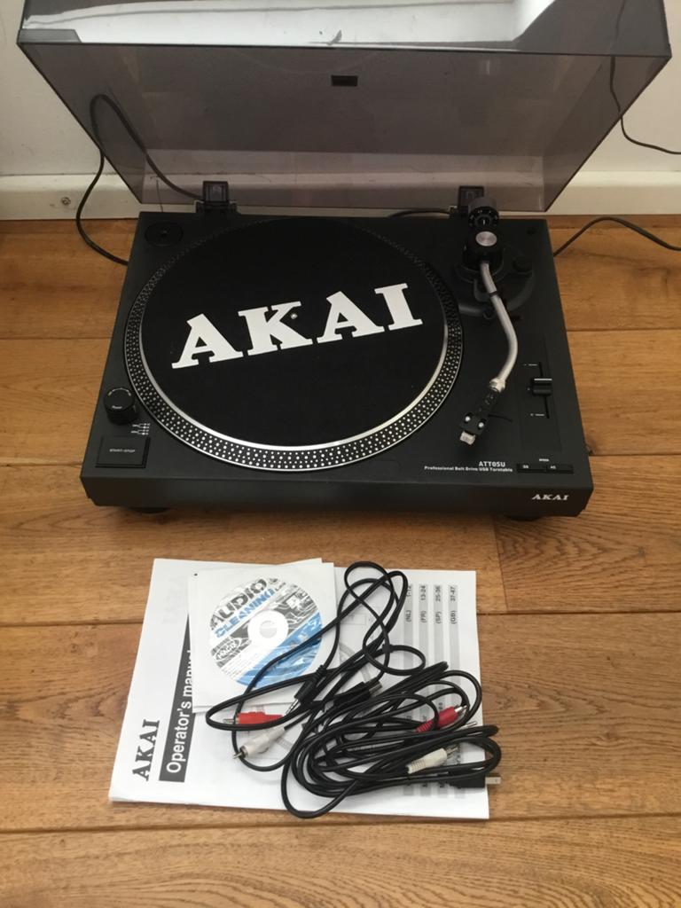 Akai ATT05U Platenspeler, Audio, Tv en Foto, Platenspelers, Ophalen, Zo goed als nieuw, USB-aansluiting, Platenspeler