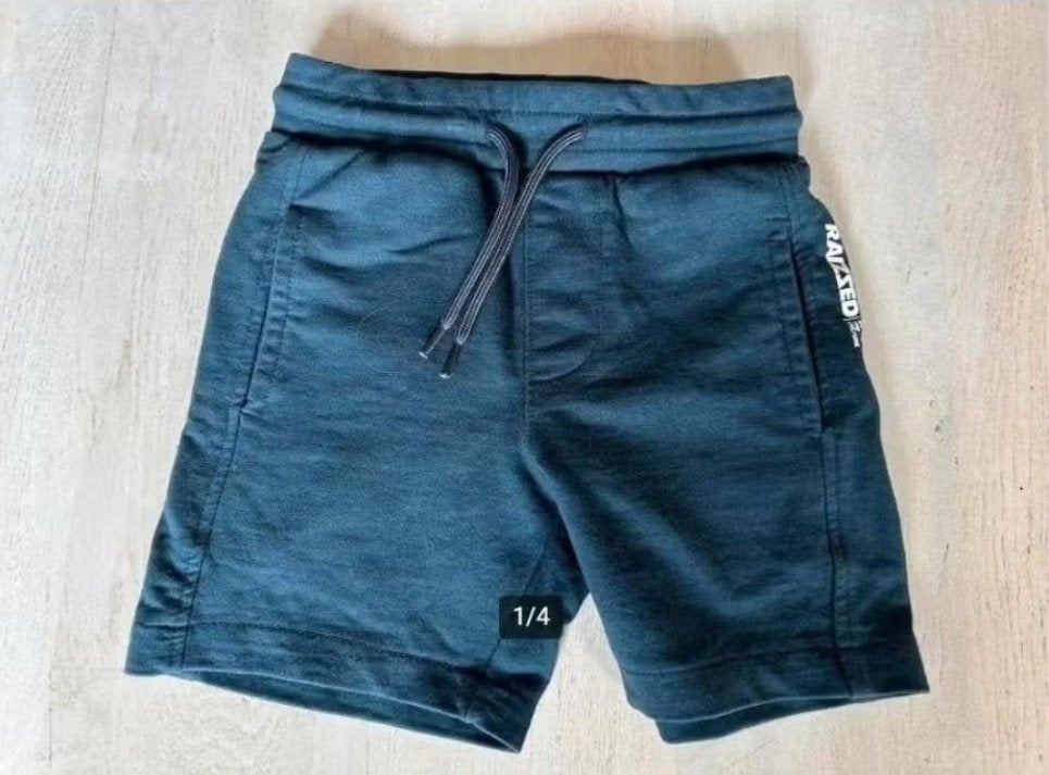Donkerblauwe korte broek RAIZZED (ZGAN) maat 110, Broek, Ophalen of Verzenden, Zo goed als nieuw, Raizzed