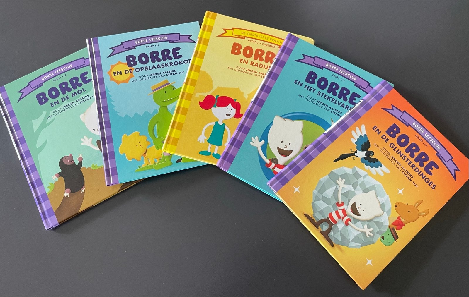 Borre Leesclub Boeken - Complete Set (5 boeken), Ophalen of Verzenden, Zo goed als nieuw, Fictie algemeen