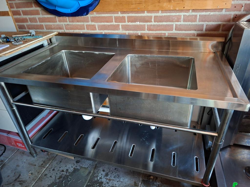 Horeca dubbel rvs spoelbak tafel afm.150x75x85, Ophalen