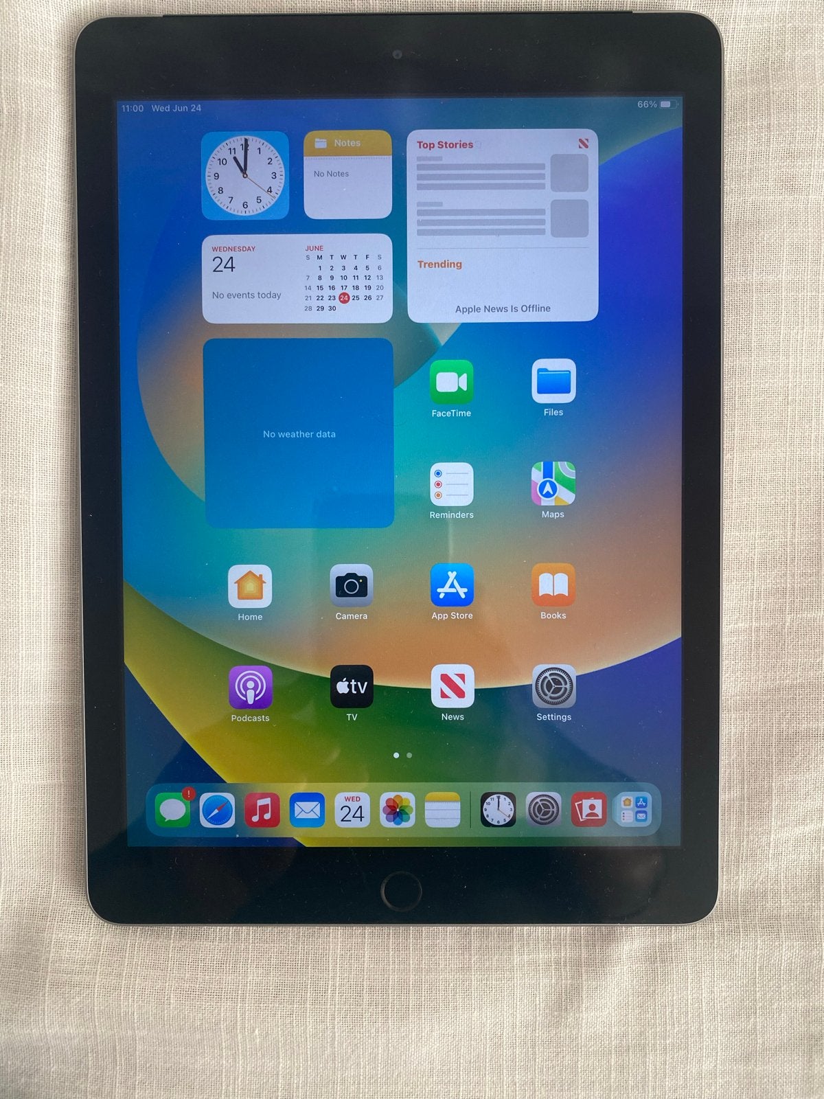 Apple iPad (5e generatie) 32GB Wi-Fi - Zo goed als nieuw, Ophalen of Verzenden, Zo goed als nieuw