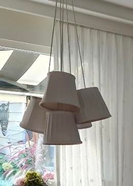 Riviera Maison Hanglamp Wit met 5 Kappen, Ophalen, Landelijke, sfeervolle hanglamp, Zo goed als nieuw, Stof