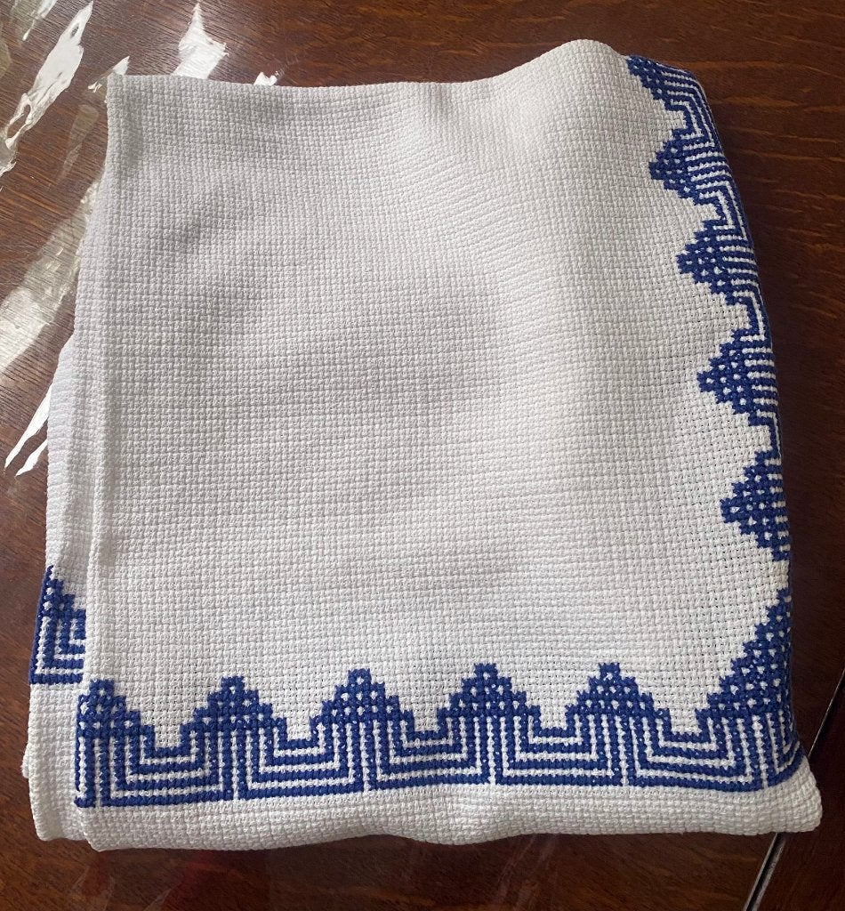 Vierkante tafelkleed met ornament, wit met blauw 120x120 cm, Ophalen of Verzenden, Katoen, Meerkleurig, 120 cm