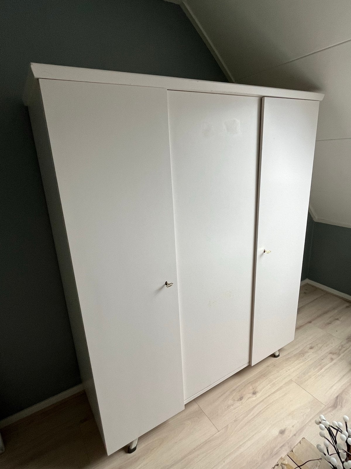 Vintage kledingkast met hang- en legruimte jaren 60, Ophalen, Gebruikt, 100 tot 150 cm, 150 tot 200 cm