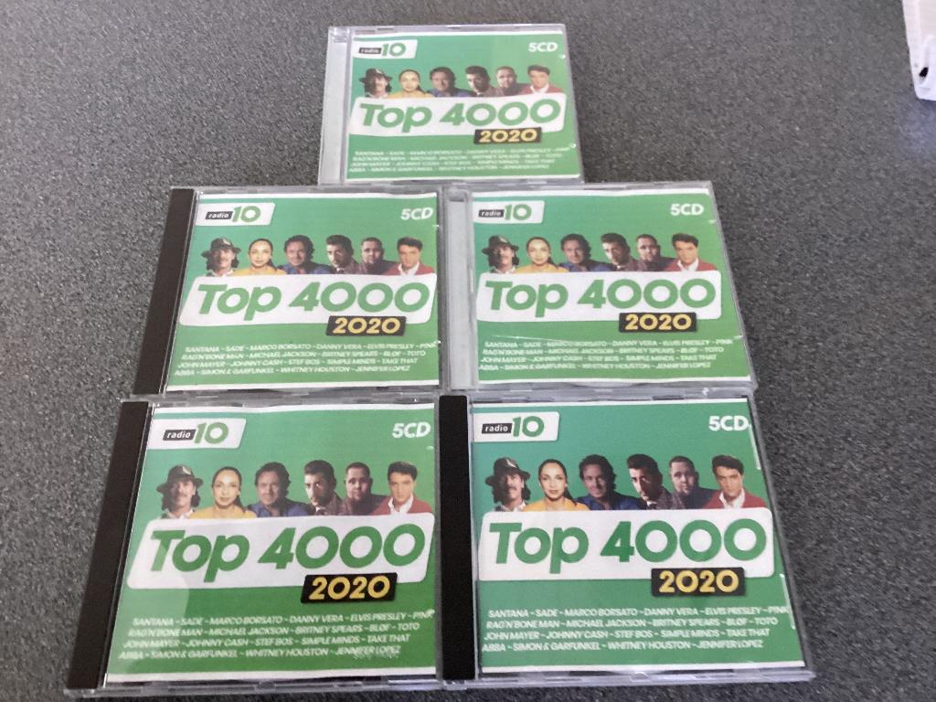 Nieuw : 5 Cd's  Box  Radio 10  Top 4000  2020 incl. boekje, Ophalen of Verzenden, Zo goed als nieuw, Pop, Boxset