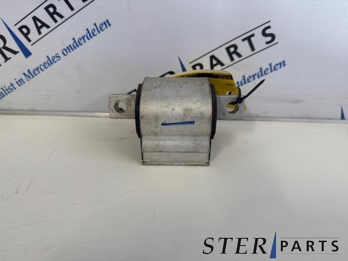 Versnellingsbak Steun van een Mercedes C-Klasse, 12 maanden garantie, -, Nieuw, Ophalen of Verzenden