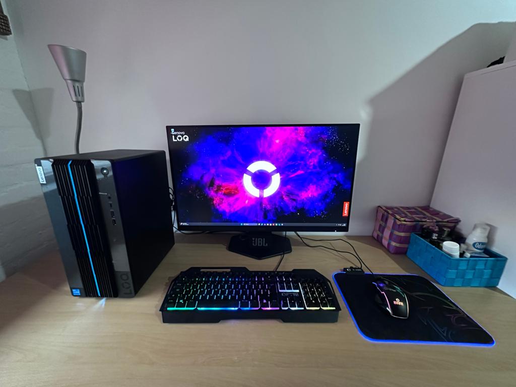 Complete Lenovo LOQ game PC | i5-13400F | RTX 4060, Computers en Software, Desktop Pc's, Met monitor, Ophalen of Verzenden, Zo goed als nieuw