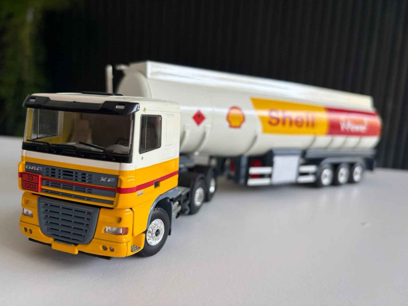 Tekno Shell Daf XF 105 met tankoplegger, Ophalen of Verzenden, Zo goed als nieuw, Bus of Vrachtwagen, Tekno