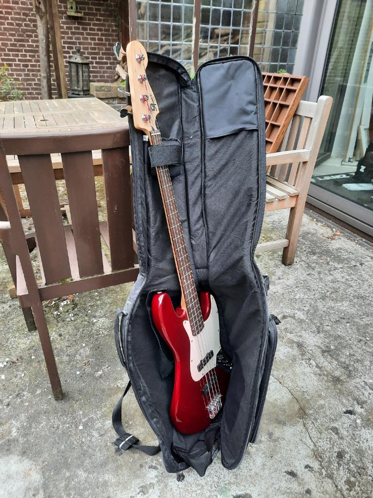Fender Squier j bass basgitaar, Ophalen of Verzenden, Zo goed als nieuw, Elektrisch