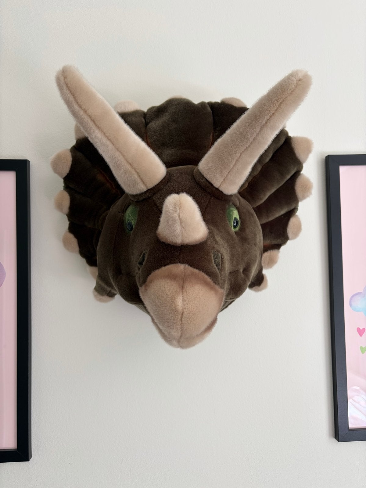 Bibib Wild & Soft Dierenkop Pluche Triceratops Dinosaurus, Kinderen en Baby's, Ophalen of Verzenden, Zo goed als nieuw, Wanddecoratie