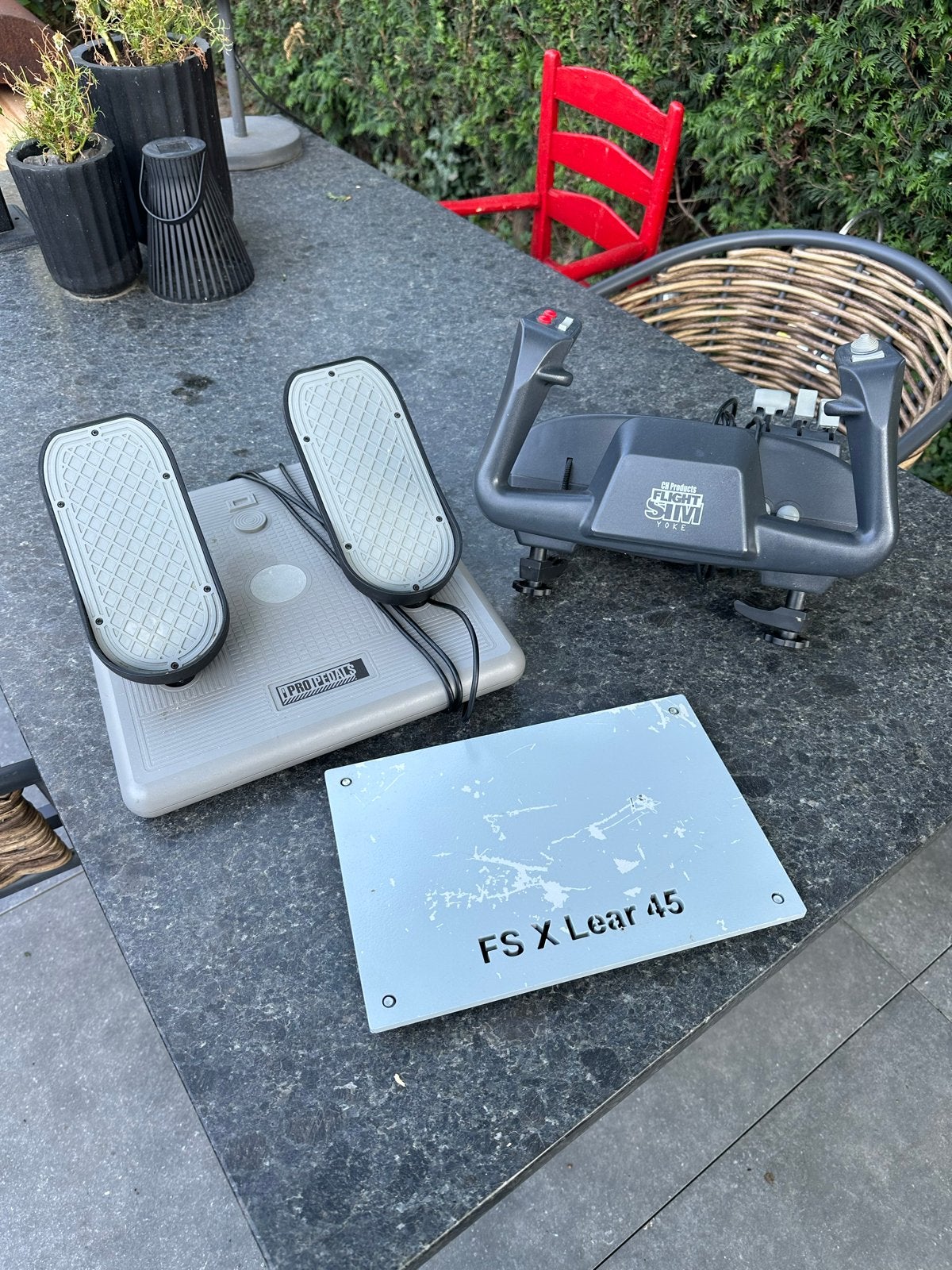 CH Products Flight Sim Yoke & Pedalen - Realistische Vlieger, Ophalen of Verzenden, Gebruikt, Simulatie