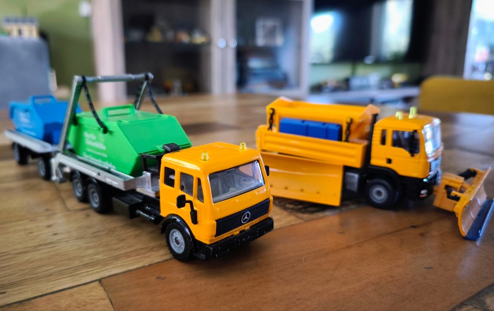 Siku Mercedes en MAN vrachtwagen., Ophalen of Verzenden, Zo goed als nieuw, Bus of Vrachtwagen, SIKU
