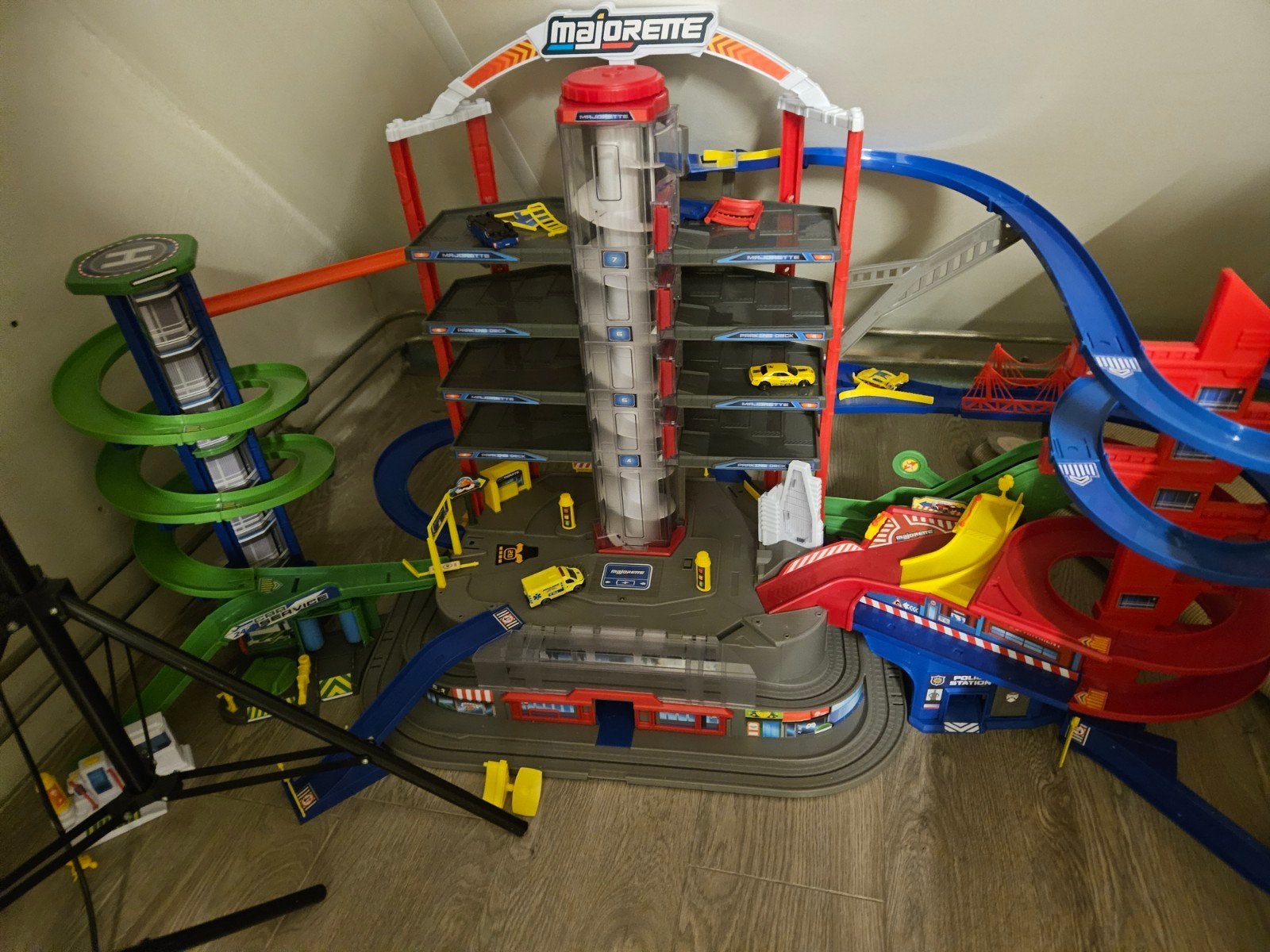 Majorette Super City Garage - Groot Speelplezier!, Ophalen, Zo goed als nieuw