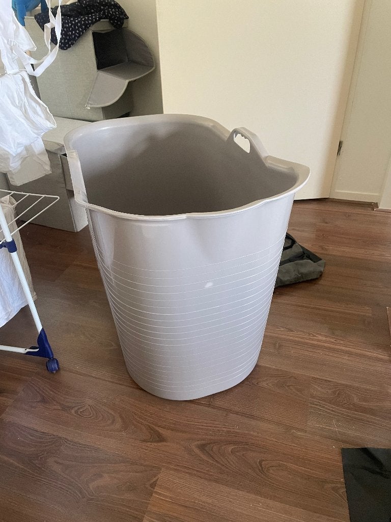 Handig kunststof bad voor kinderen/volwassenen - 90x52x65cm, Ophalen, Gebruikt, Met bad