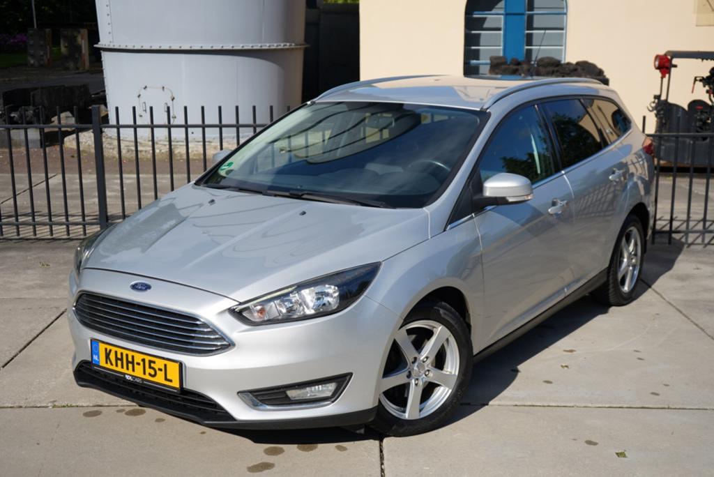 Ford Focus 1.0 Ecoboost 125pk 2017 Grijs, Bluetooth, Handgeschakeld, 1216 kg, 3 cilinders