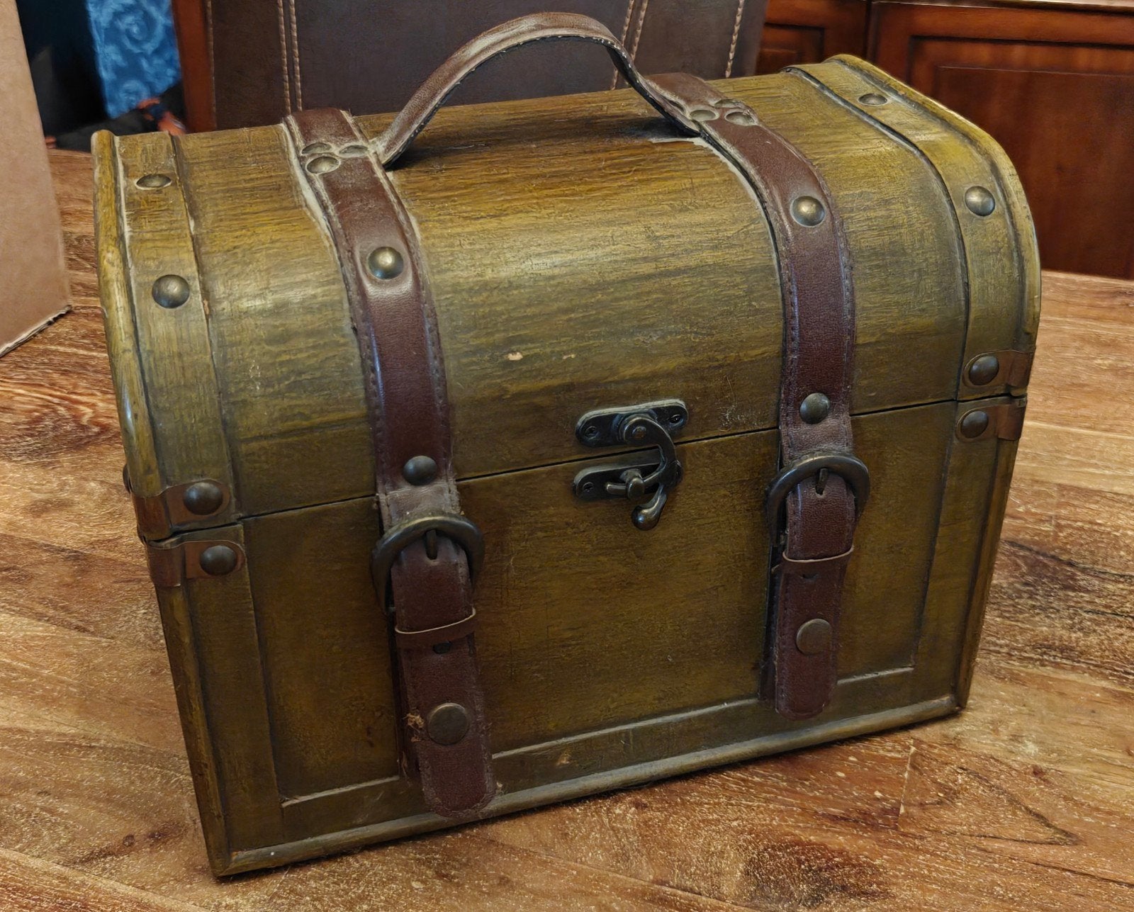 Vintage Steampunk Houten Kistje met Lederen Bandjes, Minder dan 50 cm, Gebruikt, Overige materialen, Minder dan 50 cm