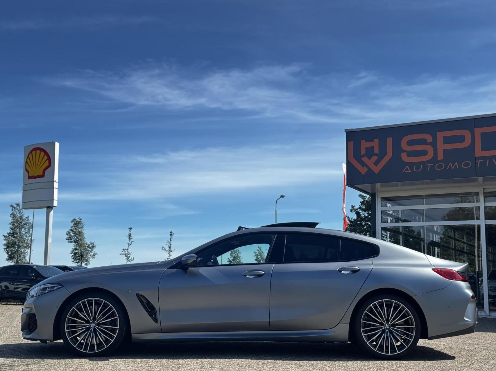BMW 8-serie Gran Coupé M850i xDrive M-Sport|530PK|H&K|Pano|, Auto's, Automaat, Dealer onderhouden, Gebruikt, 4395 cc