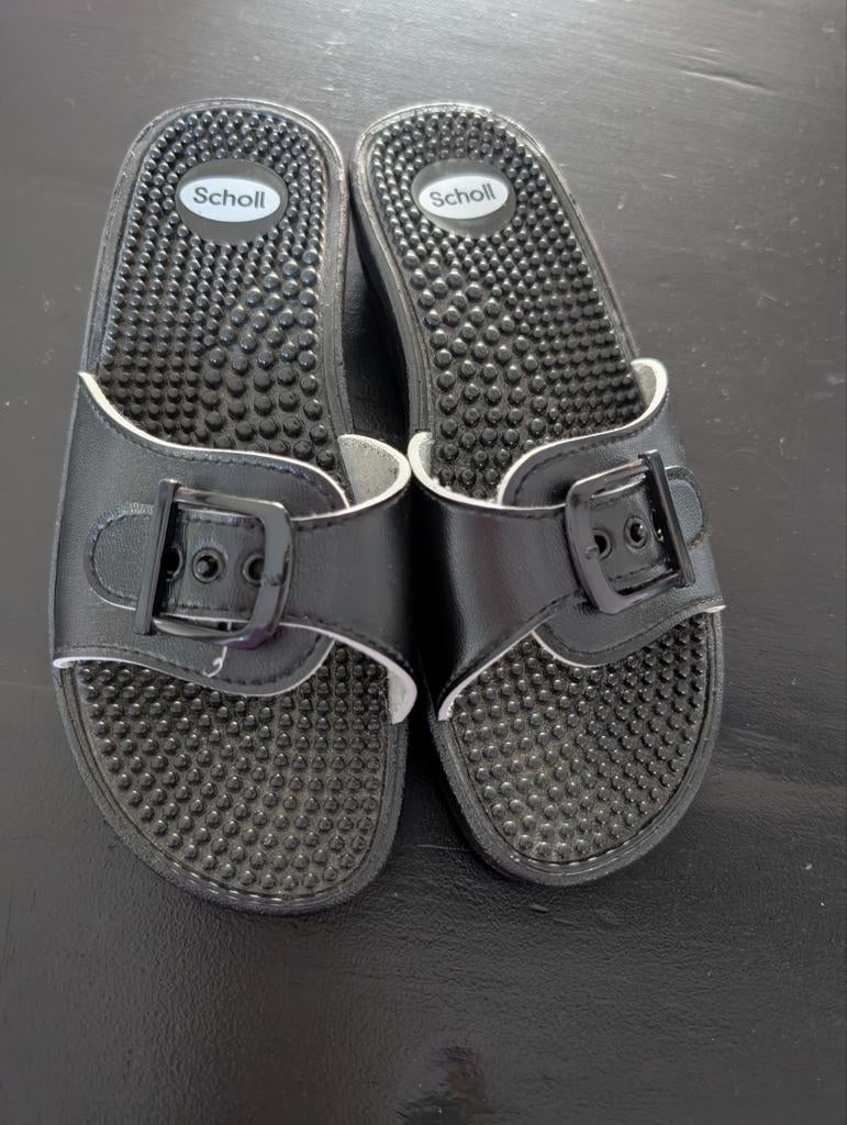 Scholl slippers maat 39, Kleding | Dames, Schoenen, Slippers, Scholl, Zwart, Ophalen of Verzenden
